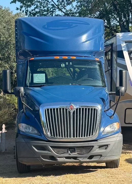 Blue International day cab truck operated by GATT Logistics